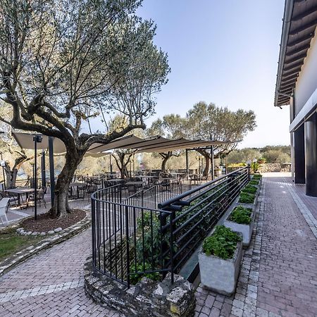 סירמיונה Hotel Ideal מראה חיצוני תמונה
